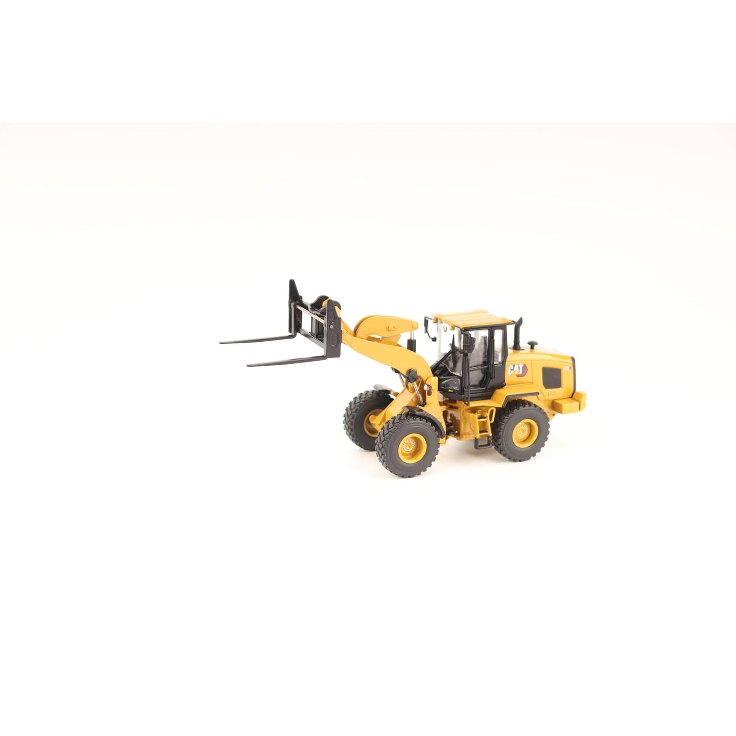 1:50 Scale Cat 930 Wheel Loader | High Line Series Cat Trucks & Construction Equipment | 1:50 Scale Model Diecast Collectible Model 85779
