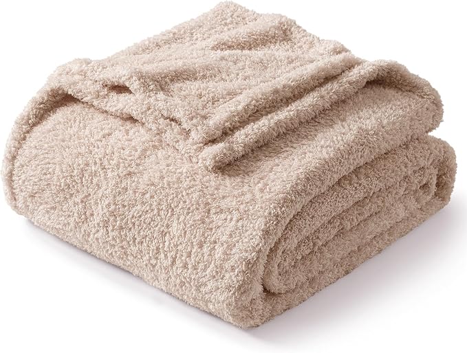Exclusivo Mezcla Fleece Twin Size Bed Blanket, Ultra Soft, Lightweight and Fuzzy Camel Blanket for Women, Home Decor, 60x80 Inches