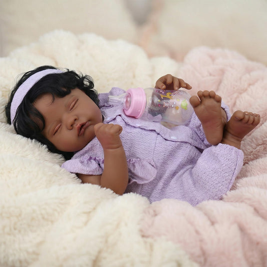 WOOROY Reborn Baby Dolls Black Girl - 18 Inch Lifelike African American Newborn Doll, Real Life Sleeping Babies Weighted Soft Cloth Body, Gift Toy Set with Accessories for Kids Age 3+