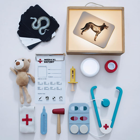 Macabaka Doctor Kit for Toddlers 3-5, Pet Vet Pretend Play Toys for Kids, with X-Ray, Wooden Light Box, Medical Tools, STEM Educational Montessori Toys