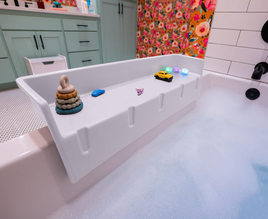 Tub Topper® Bathtub Splash Guard & Bath Shelf for Kids – Toddler Bath Tray, Bath Toys Storage & Ledge Organizer – Splash Guard for Bathtub with Suction Cups – Kids Bathroom Accessories (White)