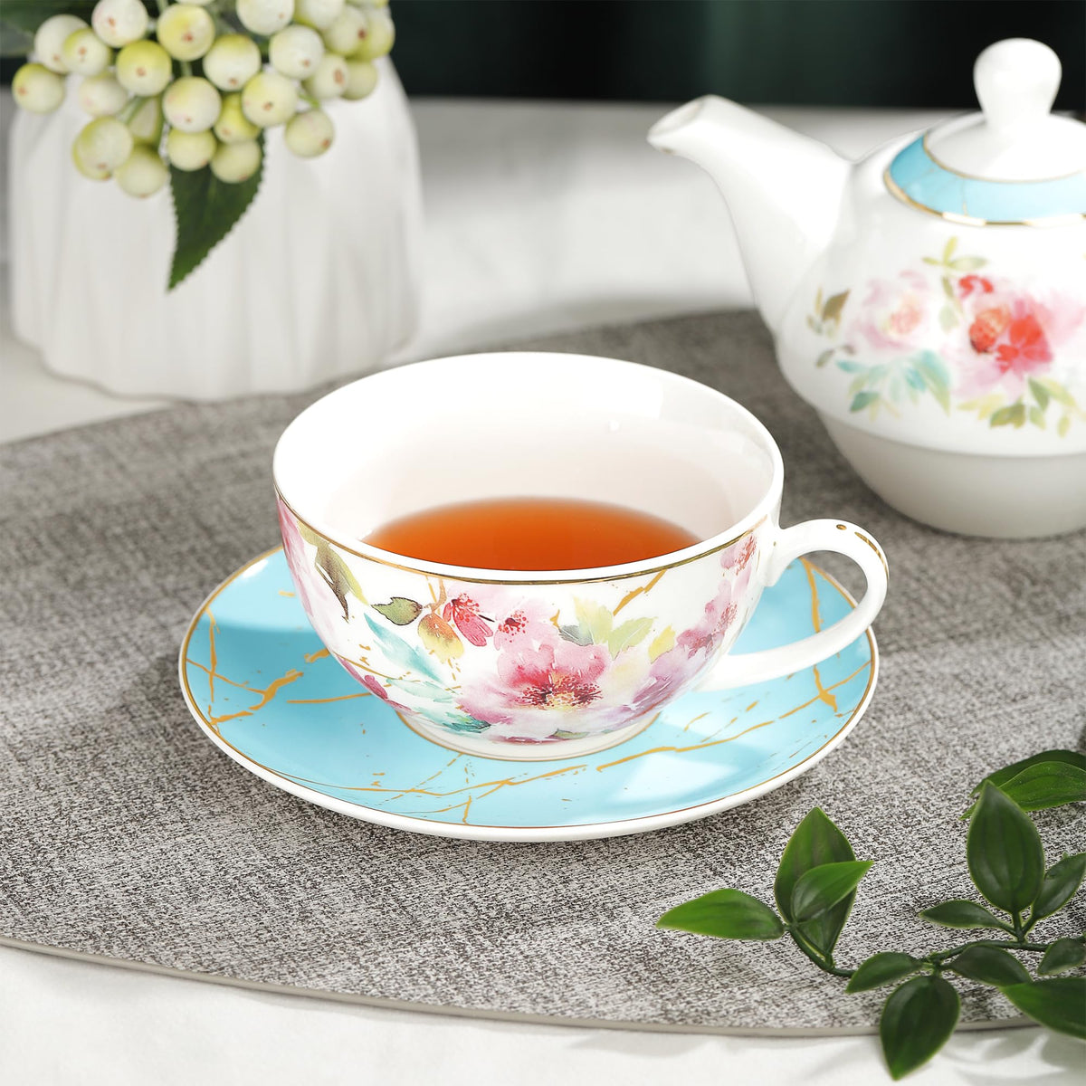 fanquare Pink Floral Teapot, Tea Cup and Saucer Set with Gold Trim, Porcelain Tea for One Tea Set for Gift, Blue