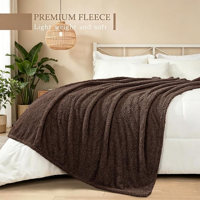 Exclusivo Mezcla Fleece King Size Bed Blanket, Ultra Soft, Lightweight and Fuzzy Coffee Blanket for Women, Home Decor, 90x104 Inches