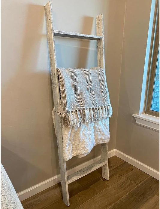 BARNWOODUSA Throw Blanket Ladder – Fully Assembled Reclaimed Wood – Rustic Decorative Ladder for Towels, Quilts, & More – Perfect Farmhouse Decor for Bathroom, Porch, or Living Room,5' x 18" White