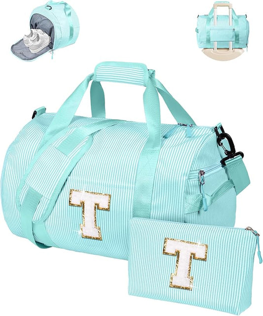 Cute Gifts for Teens Girls, Girl Gym Bag, Kids Initial Overnight Duffel Bags with Shoe Compartment, Personalized Travel Bag with Makeup Pouch, Gift for 3 4 5 6 7 Year Old Kid (Letter T)