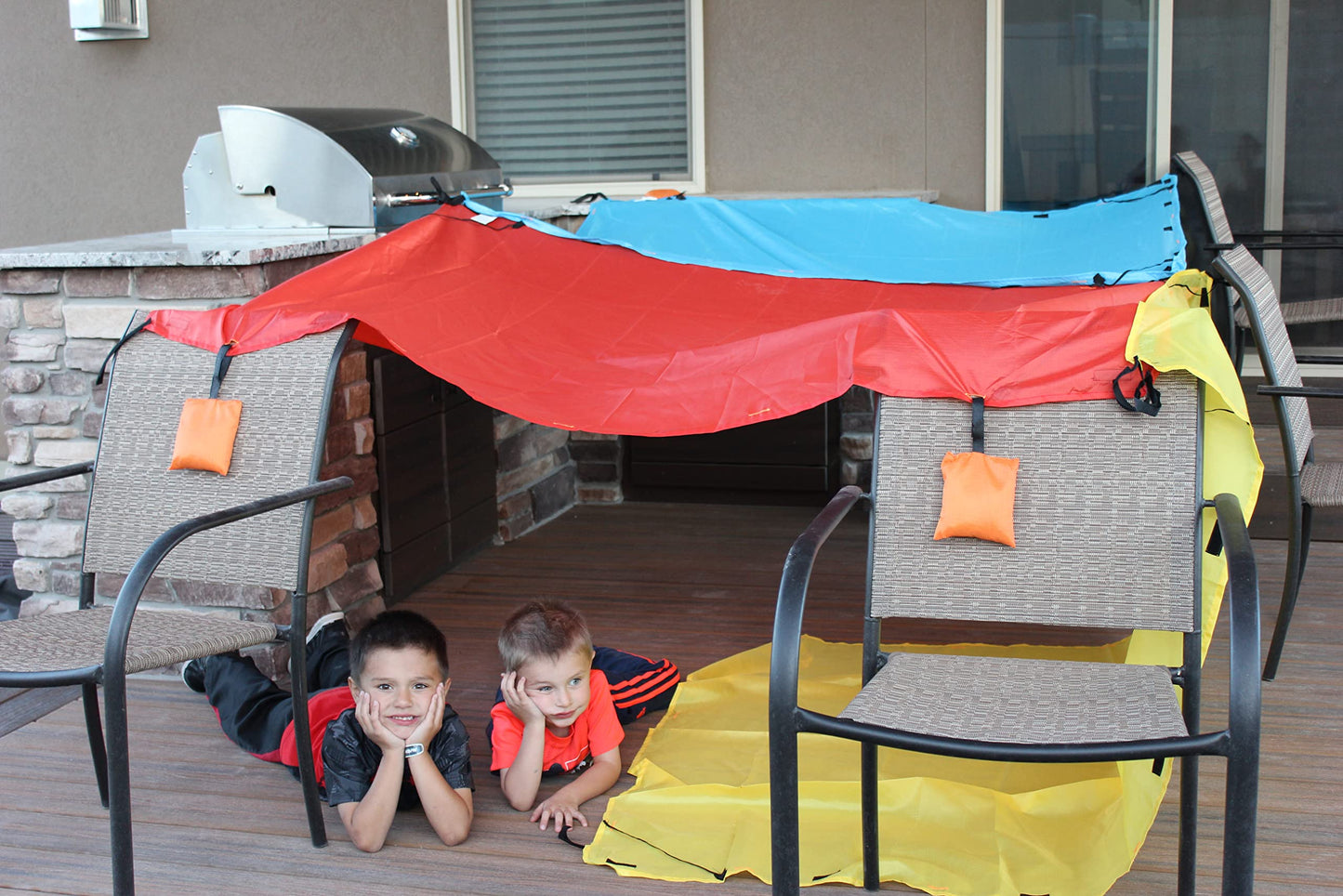 Tote a Fort Original Blanket Fort Building Kit for Kids, 3 Blanket TOTEAFORT Toy, Make a Portable Playhouse, Play Tent Boy and Girl Indoor Outdoor Build Set, STEM Children Toy, Ages 4, 8, 12 +
