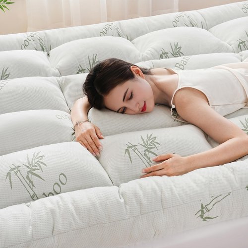 DOWNCOOL 3 Inch Queen Mattress Topper – Cooling Memory Foam Mattress Topper for Back Pain Relief, Breathable Bamboo Viscose Air Layer, 1600 GSM Fill, Deep Pocket Fits 8–21 Inch